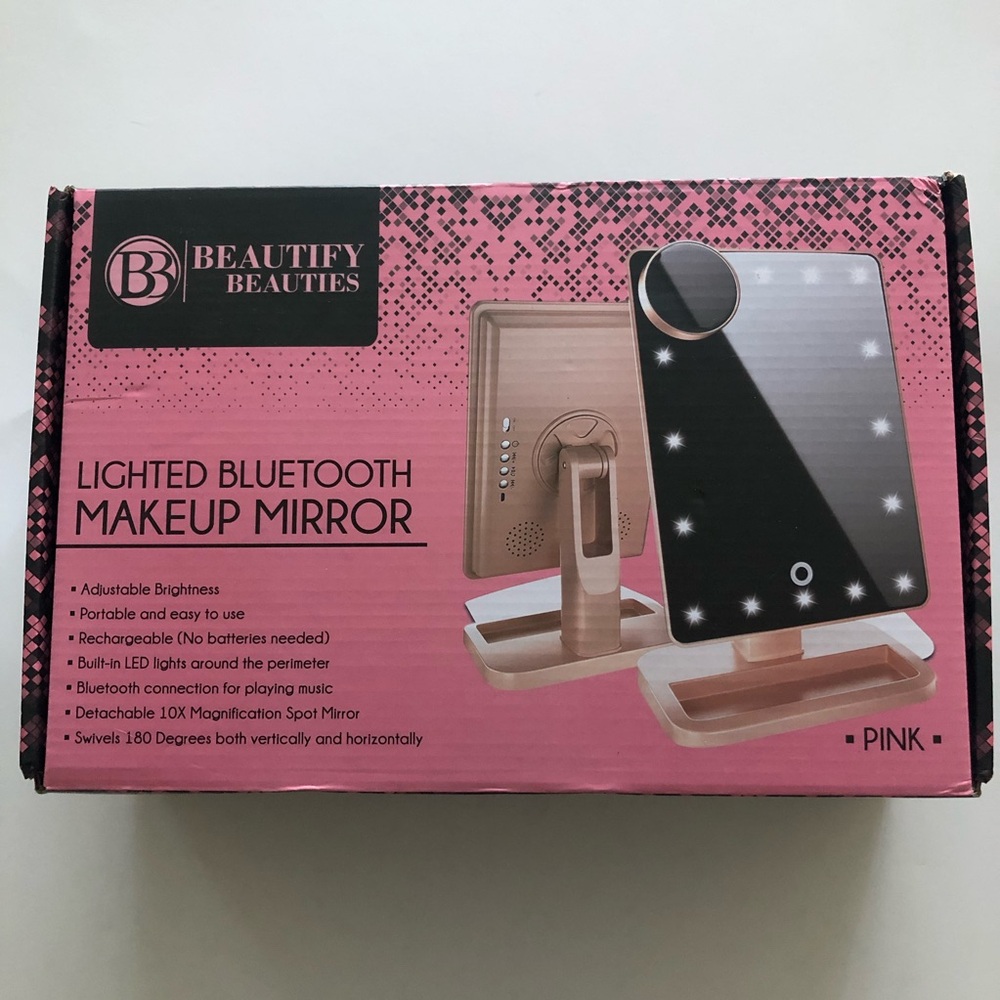 Lighted Bluetooth Makeup Mirror New